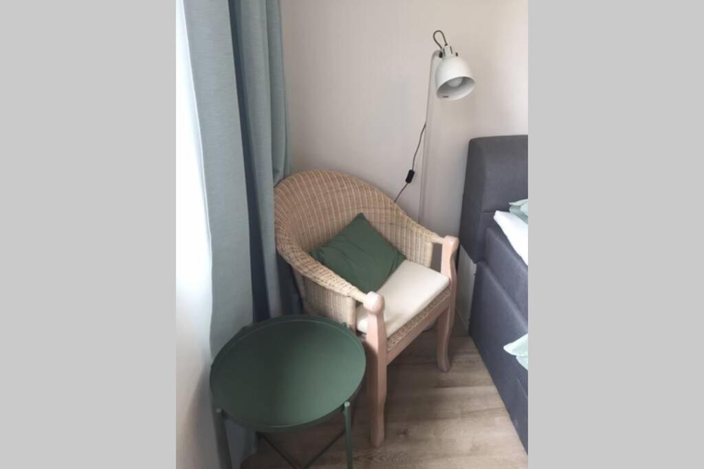 ברטיסלאבה A Cosy Studio In The City Centre מראה חיצוני תמונה